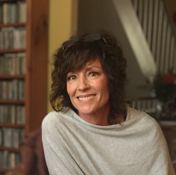 Meet your Posher, Verena - Picture 2 of 2